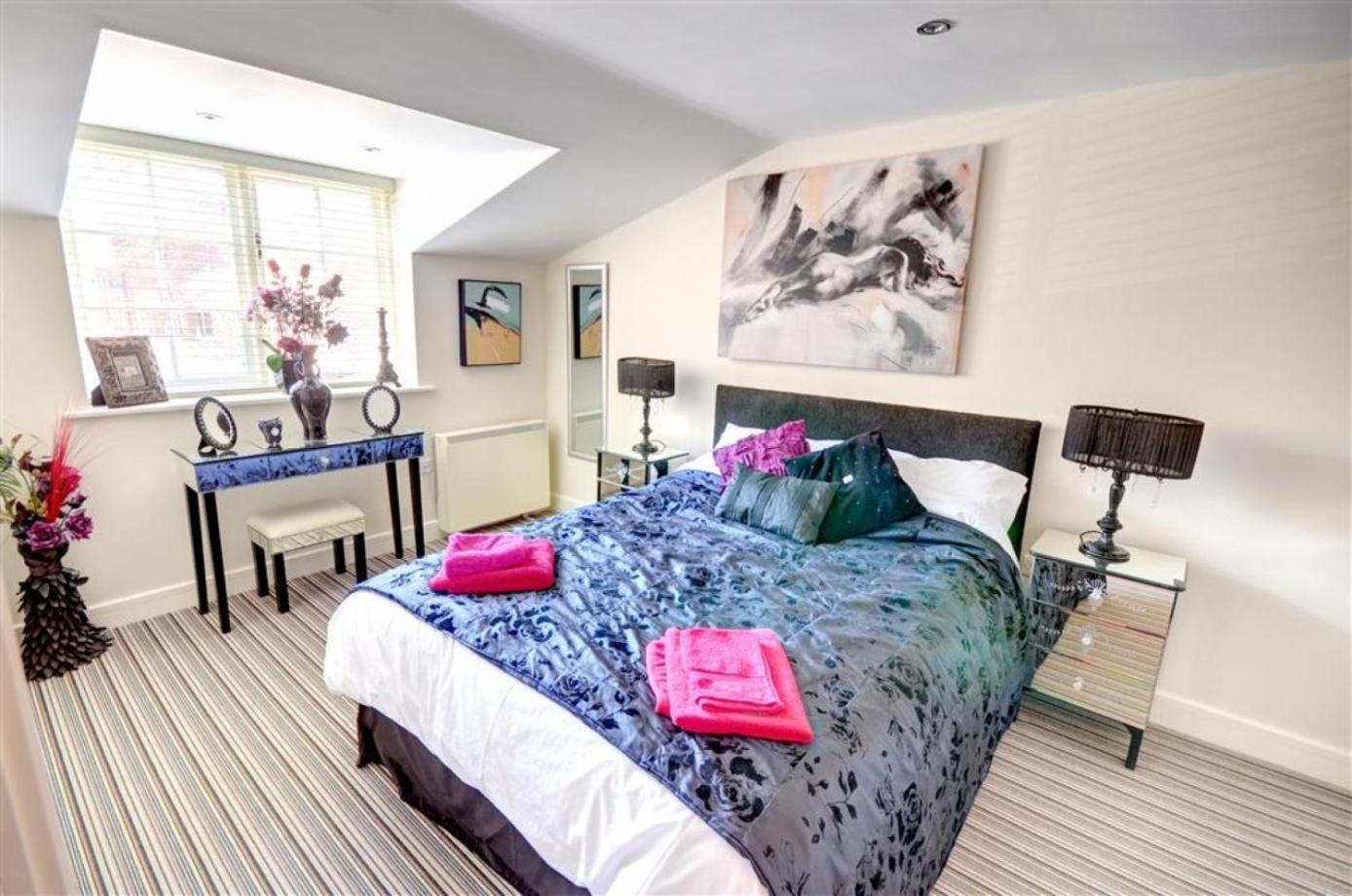 Hotties House - Two-Bed Cottage, Dog-Friendly & Off-Street Parking - Scarborough Eksteriør billede